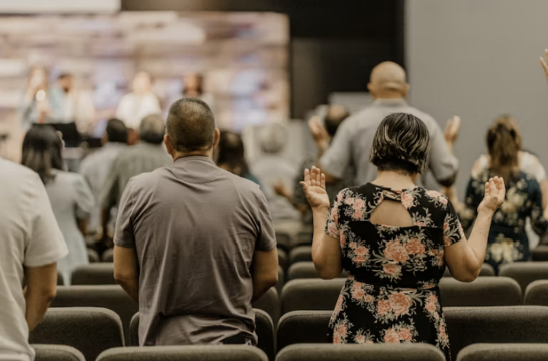 How to Increase Church Growth Through Simple Invitations