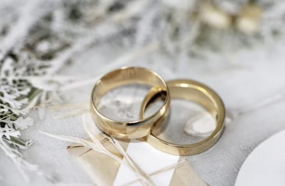 Tradwife Meaning in Biblical Marriage Today