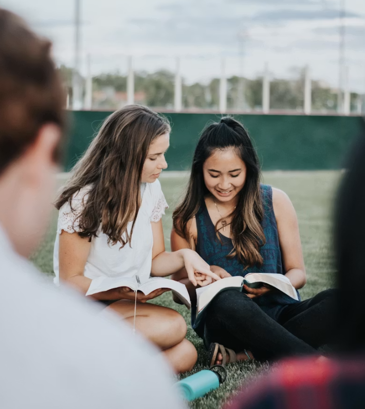 Church Outreach Ideas That Draw People In